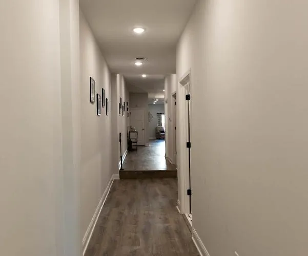 Apartment Cozy 2 Bedroom *